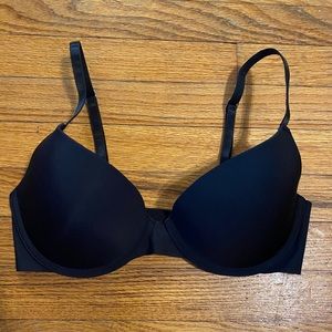6 Bras size 34C